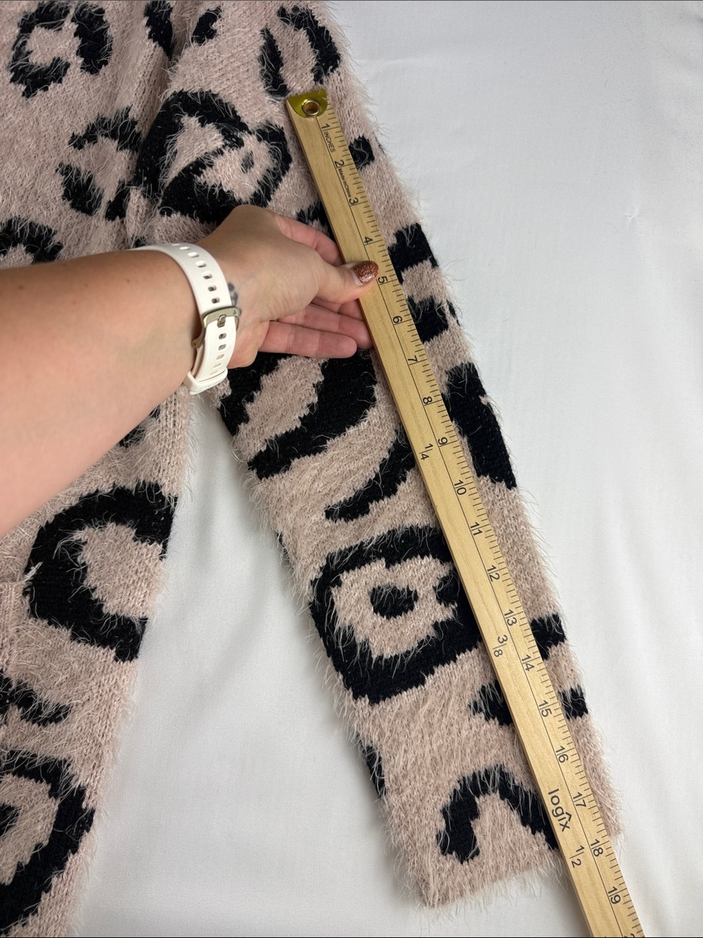 En Crème Cheetah Leopard Cardigan Brown Black Oversized Sweater S/M NWT - Picture 3 of 9
